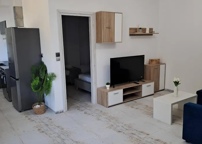 Sun And Salt Of Eleni Apartment Poros (Kefalonia)