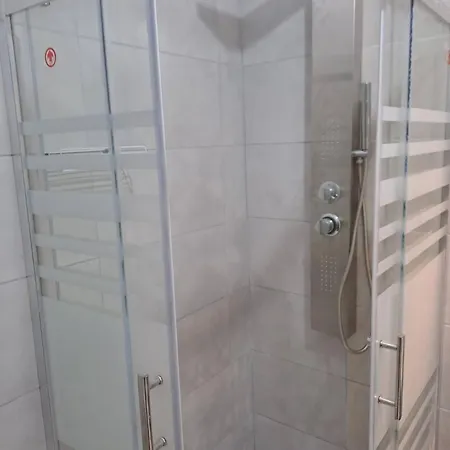 Sun And Salt Of Eleni Apartment *